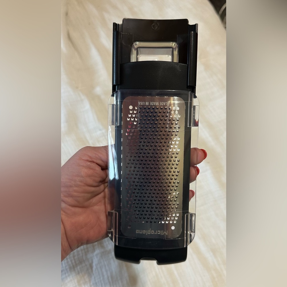 BRAND NEW IN BOX - Pampered Chef microplane adjustable fine grater - Picture 3 of 4